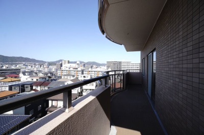 【バルコニー】 | 【リノベ済】ローレルコート観音新町 | 現地（2026年3月1日13：00頃）撮影