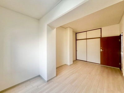 【洋室】 | エバーグリーン金岡２号棟 | 家探しはどうやってするの？から資金のことや住宅ローン、税金や制度のことまで住宅の難しいことをわかりやすく説明いたします♪