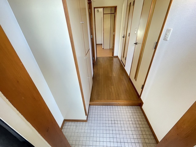 ポニクレール比治山の玄関