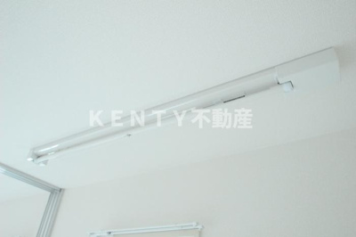 【設備】 | ・ コンティニュエ | コンティニュエ 103号室 室内物干し