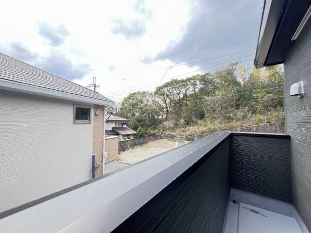 北葛城郡第６河合町星和台のバルコニー|開放的で明るい空間を演出してくれるバルコニーです