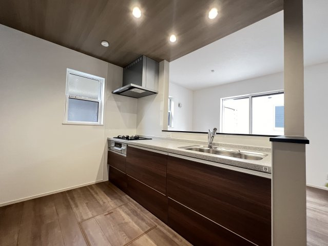 北葛城郡第６河合町星和台の前面道路含む現地写真