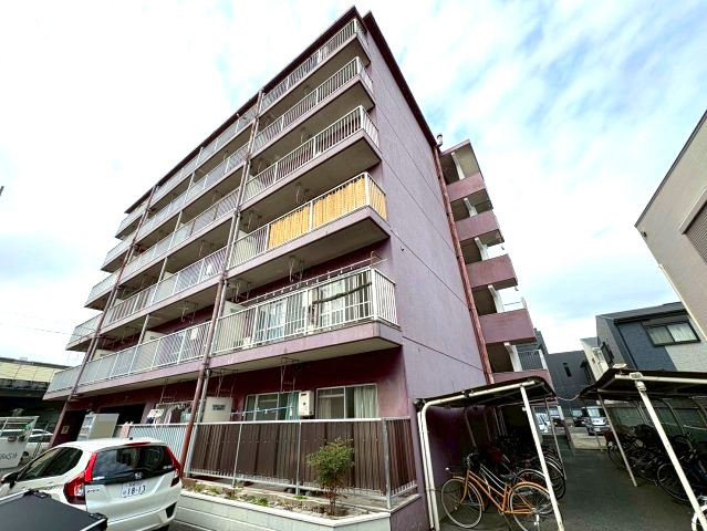 コートSUの外観