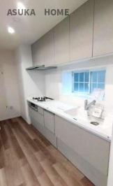 保土ケ谷区常盤台戸建のキッチン|家事の時短にも役立つ食器洗浄乾燥機も標準装備♪家事の時短にも一役です。