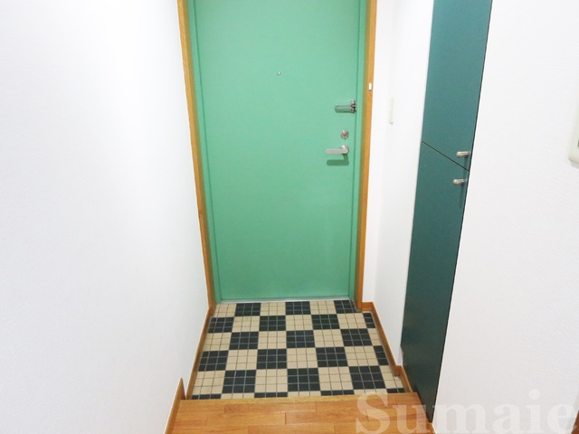 ドエル王子の玄関|☆オシャレなタイルの玄関です☆