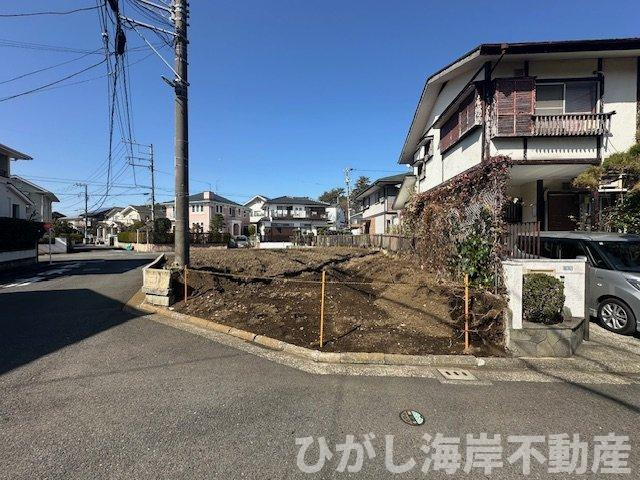 茅ケ崎市松風台　新築戸建　全２棟の外観|3月5日撮影　建築前　現地外観