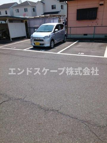 フラワーヴィレッジの駐車場|高崎、前橋のお部屋探しはエンドスケープまで！お客様の理想お聞かせ下さい♪