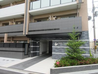 アクアプレイス京都三条朱雀のエントランス