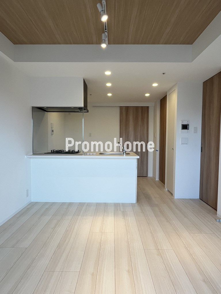 ズーム本郷の居間・リビング