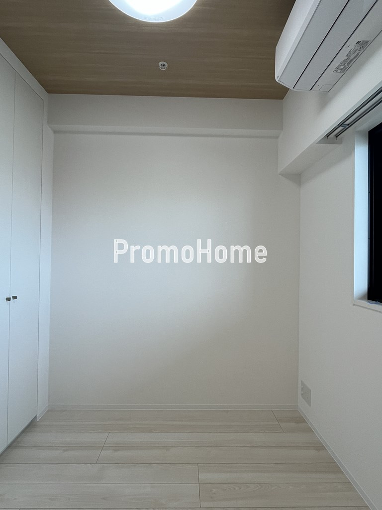 ズーム本郷の洋室