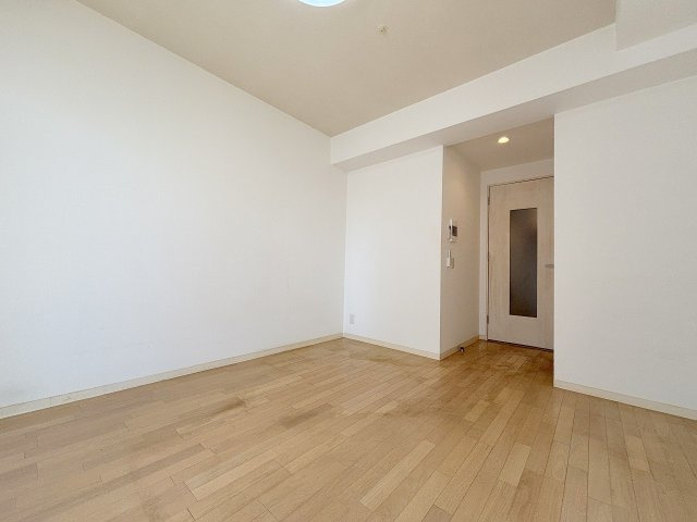 プラウドフラット新大阪の洋室