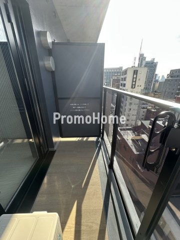 ズーム本郷のバルコニー