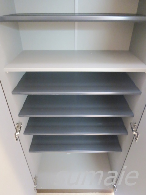 エリーワールドの収納|シューズボックス完備☆