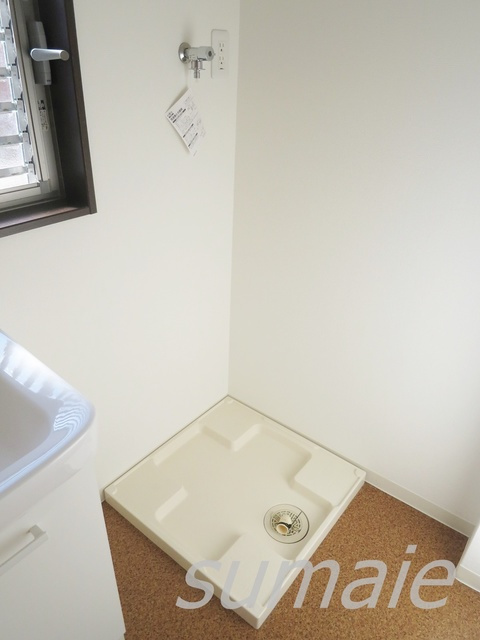 エリーワールドの設備|洗濯機置き場です☆