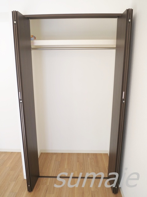 エリーワールドの収納|クローゼット完備☆