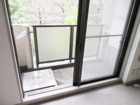 ネクサス巣鴨のバルコニー