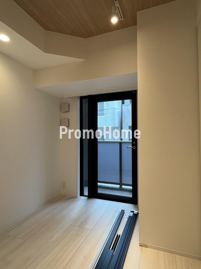 ズーム本郷の洋室