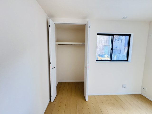 松戸市栗山新築戸建の収納|1F5.25帖洋室収納