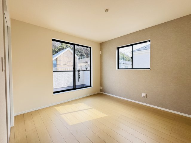 松戸市栗山新築戸建の寝室|7帖寝室・アクセントクロス