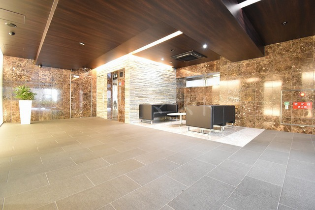 リーガル南堀江のロビー