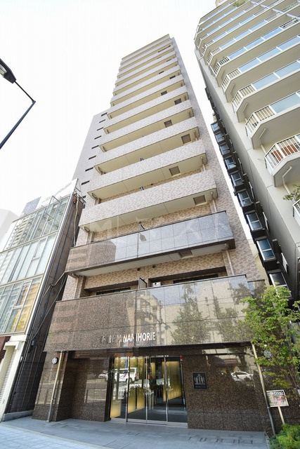 リーガル南堀江の外観