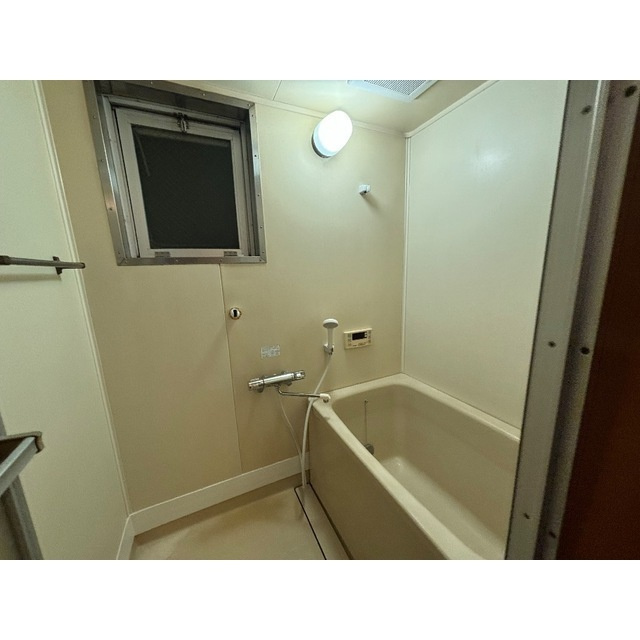 クオリティ所沢の浴室