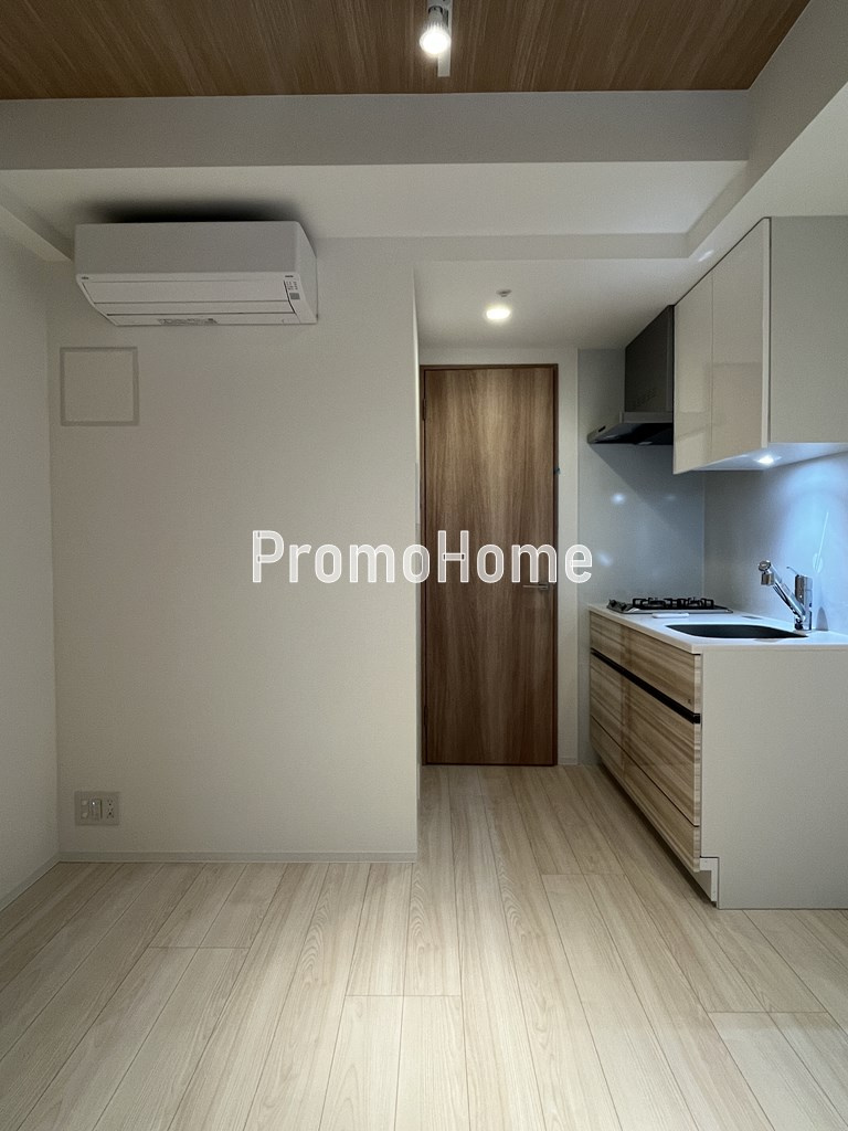 ズーム本郷の居間・リビング