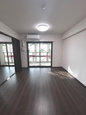 【居間・リビング】 | ディアコート新栄 | モデルルームの写真。現況を優先します。