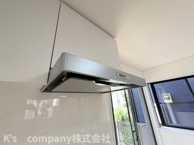 ◎茅ヶ崎市室田2丁目　中古戸建のキッチン|レンジフード♪