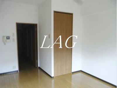 【寝室】 | モン・プラース | 寝室です。