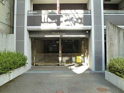 Jcityミライエ大手町の駐車場