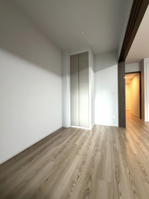 【洋室】 | ローレルタワー堺筋本町