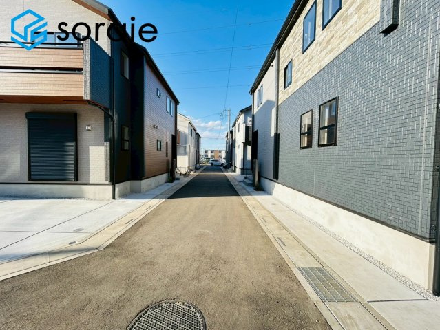 入間市下藤沢5丁目 新築戸建 全6棟 セントフィオーレの前面道路含む現地写真|2026/5/29撮影