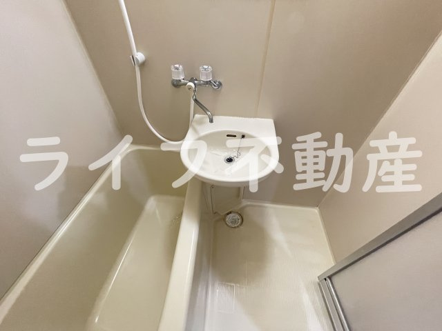 林マンションの独立洗面台|独立洗面化粧台付き