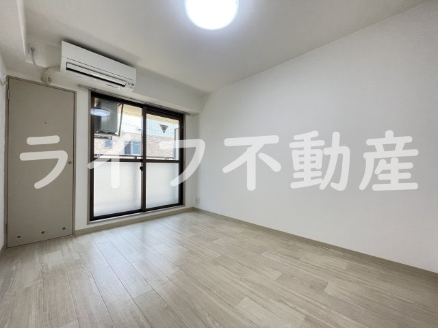 林マンションの居間・リビング|ゆったり過ごせる居間です