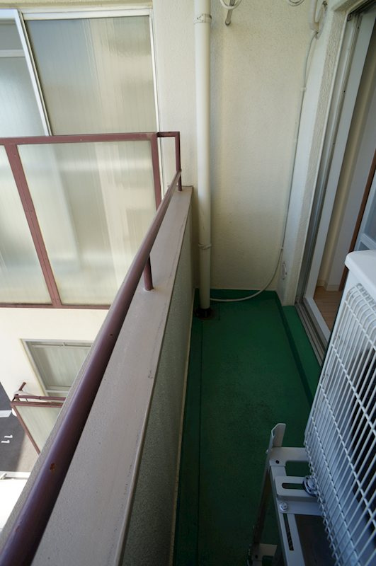 コーポラス大宮のバルコニー