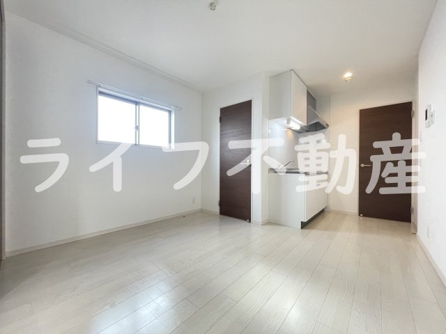 F asecia 近大前の居間・リビング|こちらの居間で趣味の時間をお楽しみください