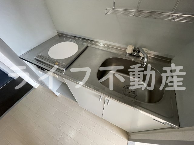 ロイヤルアーク八戸ノ里のキッチン|きれいなキッチンです