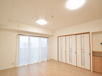 【居間・リビング】 | フローレンス緑井グランドアーク弐番館