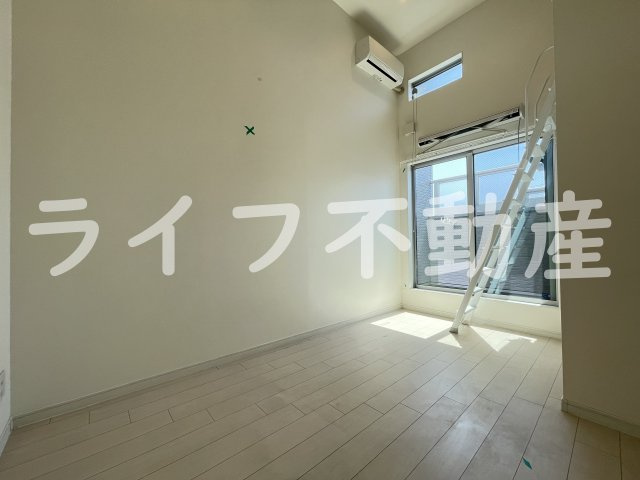 Noix Sixの洋室|個人の部屋や寝室として使える洋室です