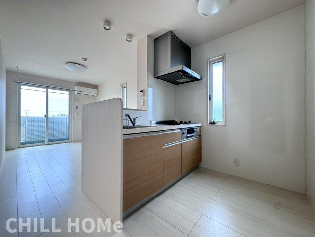 LA PROVENCEの居間・リビング|他社様掲載物件もまとめてご紹介、ご案内可能です(^^)/