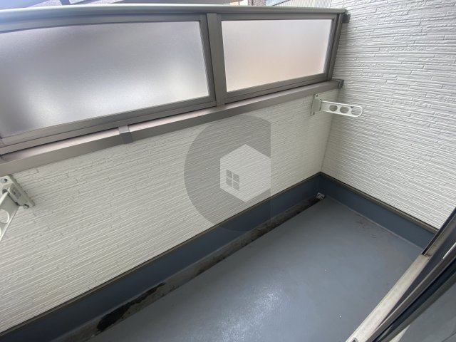 クリエオーレ小若江のバルコニー