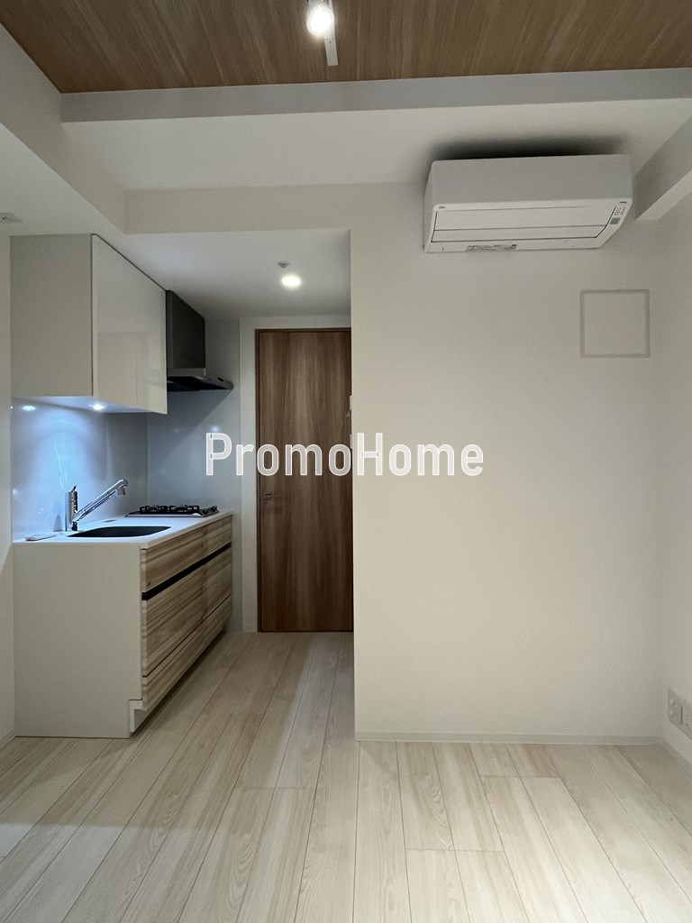 ズーム本郷の居間・リビング