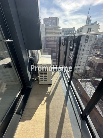 ズーム本郷のバルコニー