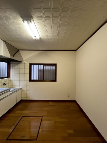 【居間・リビング】 | パシフィックホームＡ棟 | 使いやすいリビングです