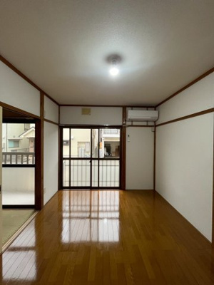 【洋室】 | パシフィックホームＡ棟 | コンパクトで使いやすい洋室です