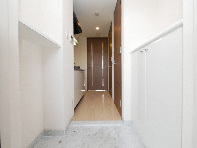 ジュネーゼグラン福島Ebieの玄関