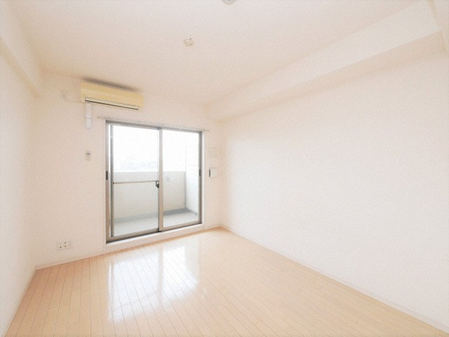 ジュネーゼグラン福島Ebieの居間・リビング