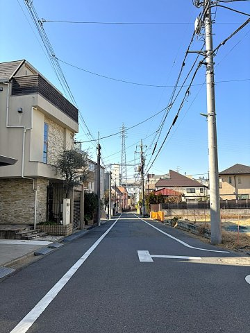 【前面道路含む現地写真】 | 目黒区平町＿中古戸建