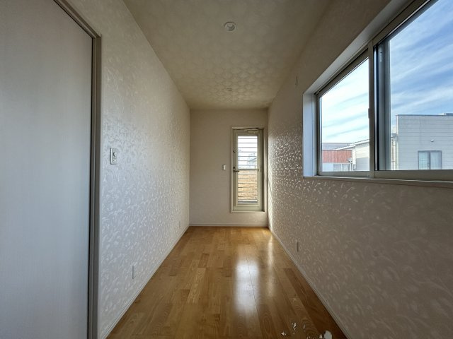 東雲町2丁目　中古戸建の内装